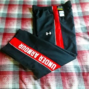 Boys NWT Under Armour track pants